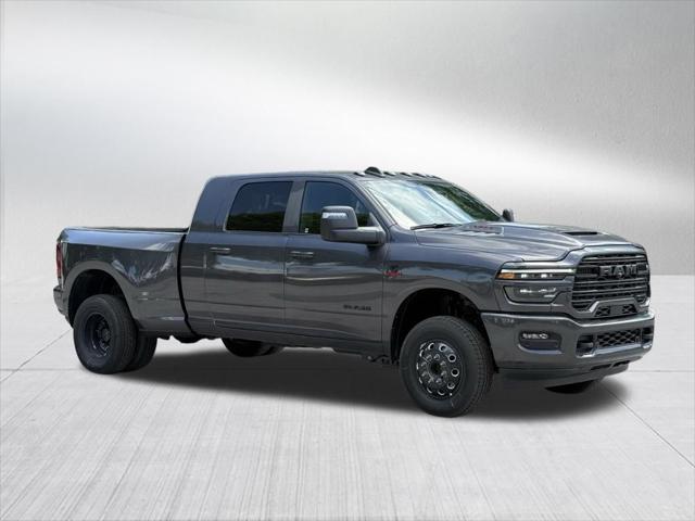 2025 RAM Ram 3500 RAM 3500 LARAMIE MEGA CAB 4X4 64 BOX