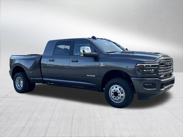 2025 RAM Ram 3500 RAM 3500 LARAMIE MEGA CAB 4X4 64 BOX