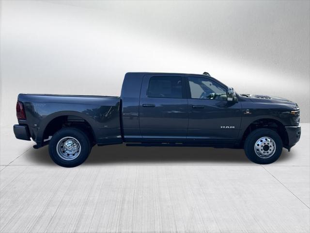 2025 RAM Ram 3500 RAM 3500 LARAMIE MEGA CAB 4X4 64 BOX