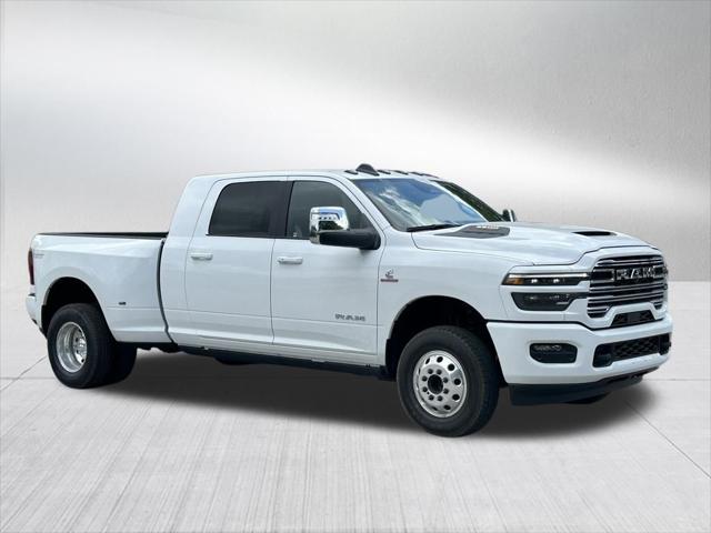 2025 RAM Ram 3500 RAM 3500 LARAMIE MEGA CAB 4X4 64 BOX