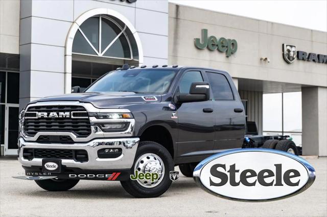 2025 RAM Ram 3500 Chassis Cab RAM 3500 TRADESMAN CREW CAB CHASSIS 4X4 60 CA