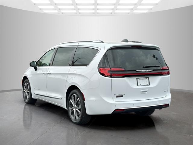 2025 Chrysler Pacifica PACIFICA PINNACLE AWD