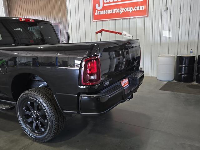 2025 RAM Ram 2500 RAM 2500 BIG HORN CREW CAB 4X4 64 BOX