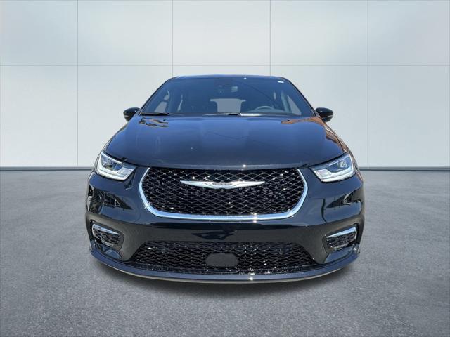 2025 Chrysler Pacifica Hybrid PACIFICA PLUG-IN HYBRID SELECT