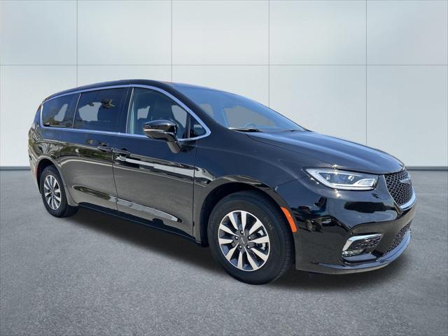 2025 Chrysler Pacifica Hybrid PACIFICA PLUG-IN HYBRID SELECT
