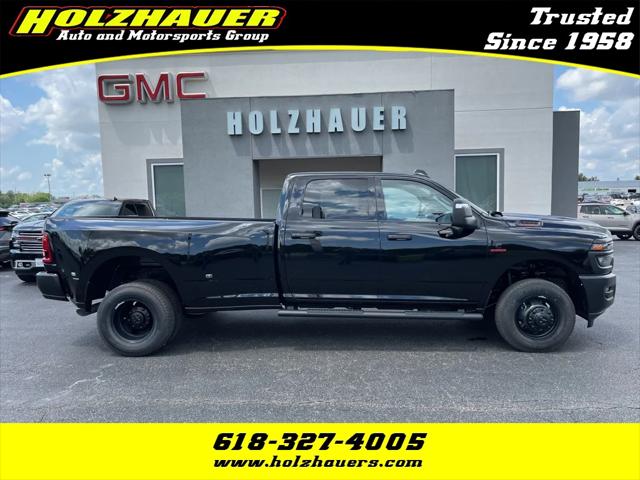 2025 RAM Ram 3500 RAM 3500 TRADESMAN CREW CAB 4X4 8 BOX