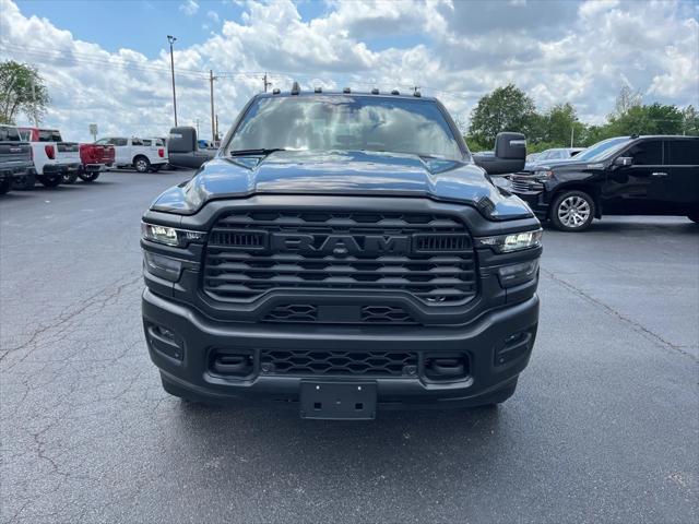2025 RAM Ram 3500 RAM 3500 TRADESMAN CREW CAB 4X4 8 BOX