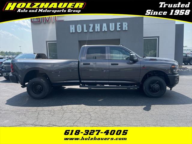 2025 RAM Ram 3500 RAM 3500 TRADESMAN CREW CAB 4X4 8 BOX