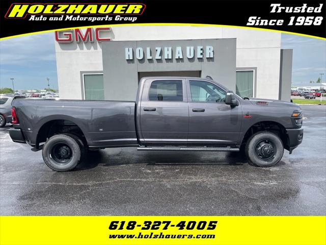 2025 RAM Ram 3500 RAM 3500 TRADESMAN CREW CAB 4X4 8 BOX