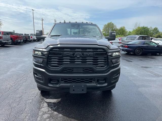 2025 RAM Ram 3500 RAM 3500 TRADESMAN CREW CAB 4X4 8 BOX