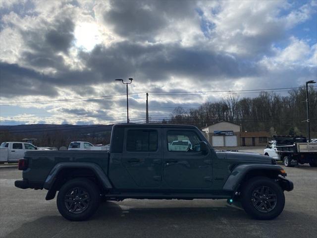 2025 Jeep Gladiator GLADIATOR SPORT S 4X4