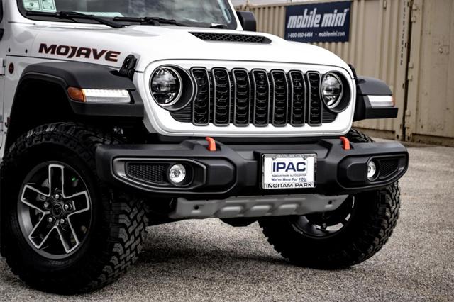 2025 Jeep Gladiator GLADIATOR MOJAVE 4X4