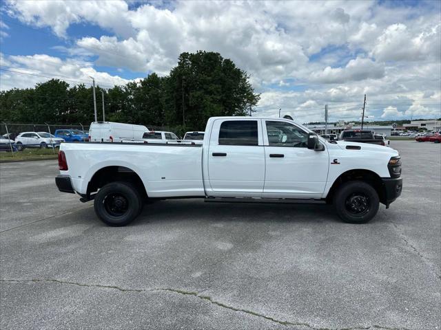 2025 RAM Ram 3500 RAM 3500 TRADESMAN CREW CAB 4X4 8 BOX