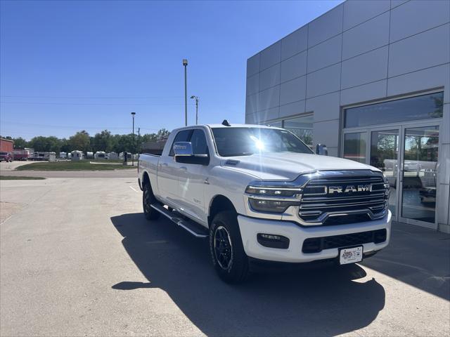 2025 RAM Ram 2500 RAM 2500 LARAMIE MEGA CAB 4X4 64 BOX