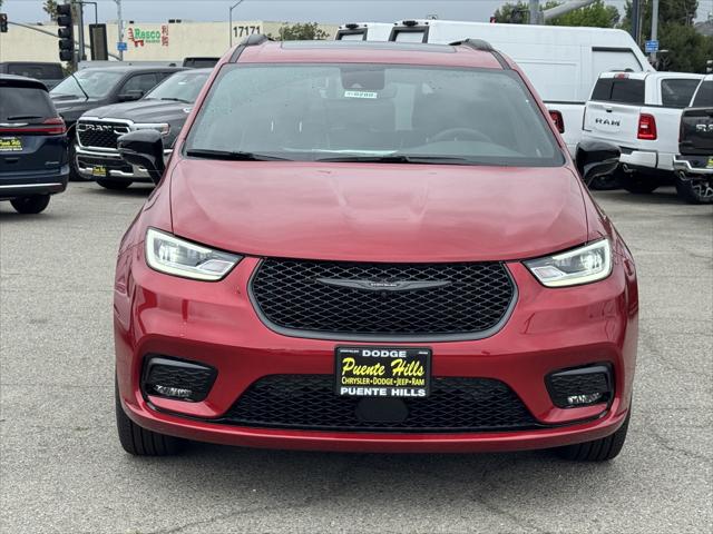 2025 Chrysler Pacifica PACIFICA LIMITED AWD