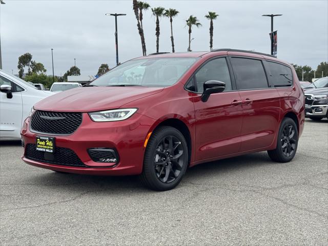 2025 Chrysler Pacifica PACIFICA LIMITED AWD