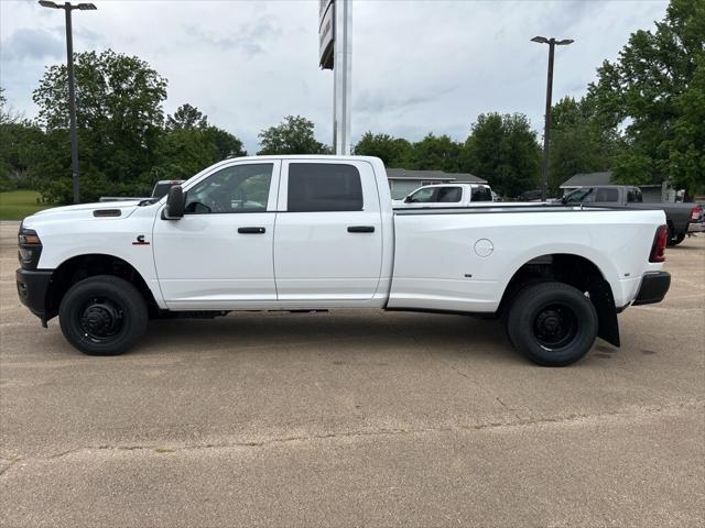2025 RAM Ram 3500 RAM 3500 TRADESMAN CREW CAB 4X4 8 BOX