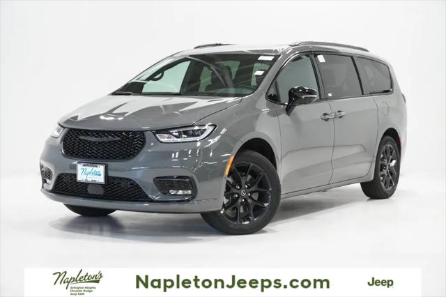 2025 Chrysler Pacifica PACIFICA LIMITED