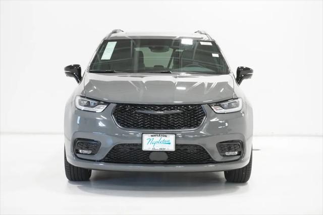2025 Chrysler Pacifica PACIFICA LIMITED