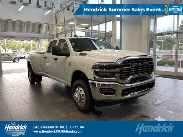 2025 RAM Ram 3500 RAM 3500 TRADESMAN CREW CAB 4X4 8 BOX