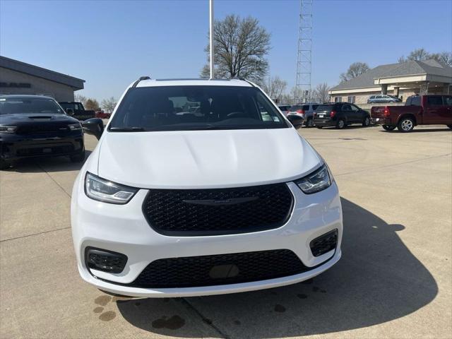 2025 Chrysler Pacifica PACIFICA LIMITED