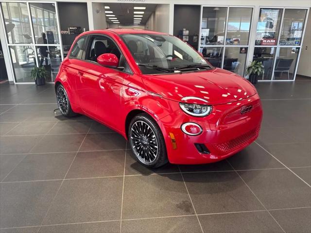 2024 Fiat FIAT 500e 500e INSPI(RED)