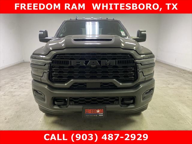 2025 RAM Ram 3500 RAM 3500 LIMITED CREW CAB 4X4 64 BOX