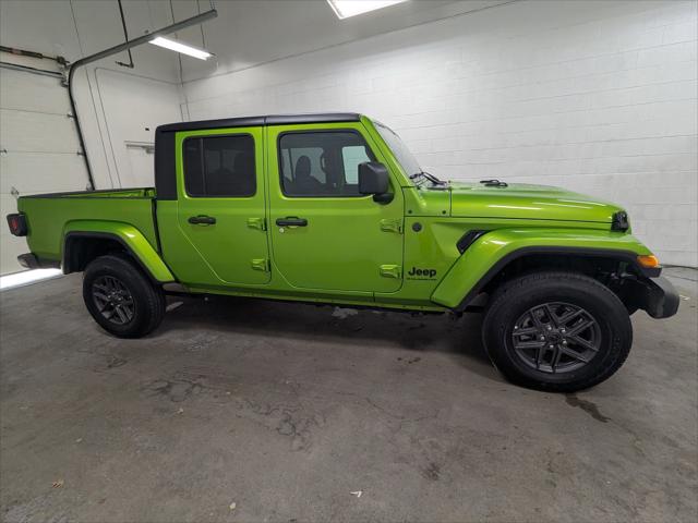 2025 Jeep Gladiator GLADIATOR SPORT S 4X4
