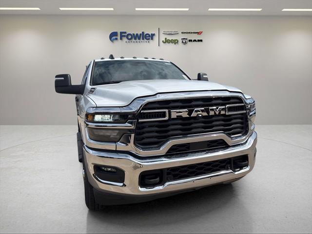 2025 RAM Ram 2500 RAM 2500 TRADESMAN CREW CAB 4X4 64 BOX