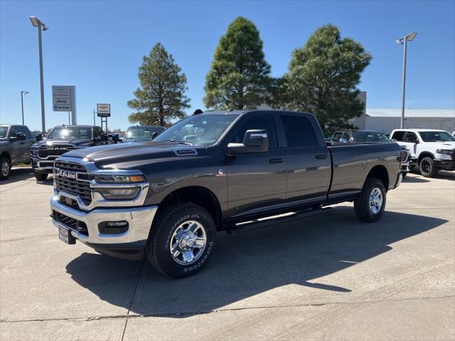 2025 RAM Ram 3500 RAM 3500 TRADESMAN CREW CAB 4X4 8 BOX 2025 RAM Ram 3500 RAM 3500 TRADESMAN CREW CAB 4X4 8 BOX