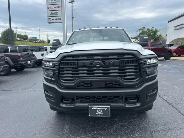 2025 RAM Ram 2500 RAM 2500 TRADESMAN CREW CAB 4X4 64 BOX