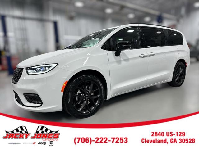 2025 Chrysler Pacifica PACIFICA LIMITED