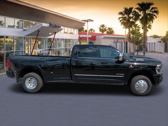2025 RAM Ram 3500 RAM 3500 LIMITED CREW CAB 4X4 8 BOX