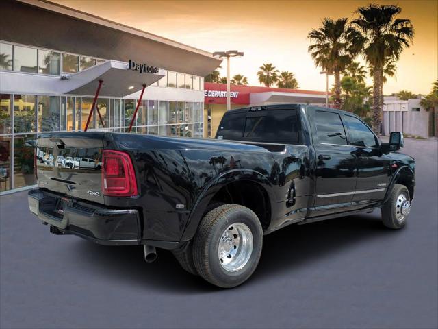 2025 RAM Ram 3500 RAM 3500 LIMITED CREW CAB 4X4 8 BOX