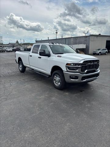 2025 RAM Ram 2500 RAM 2500 TRADESMAN CREW CAB 4X4 8 BOX