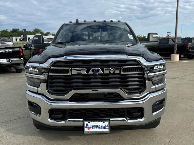 2025 RAM Ram 3500 Chassis Cab RAM 3500 BIG HORN CREW CAB CHASSIS 4X4 60 CA