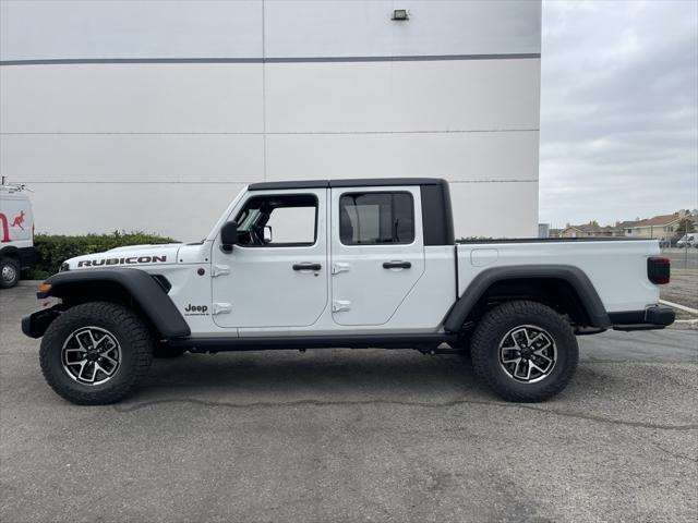 2025 Jeep Gladiator GLADIATOR RUBICON 4X4