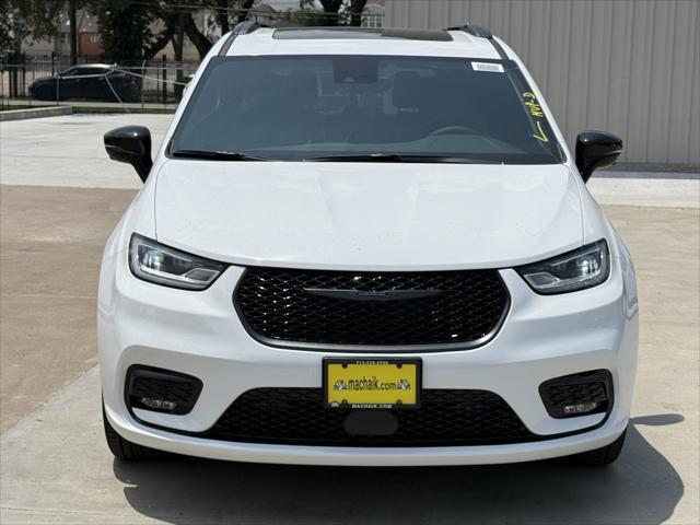 2025 Chrysler Pacifica PACIFICA LIMITED