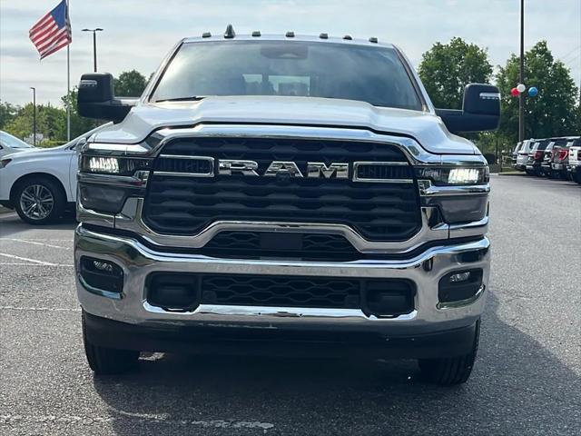2025 RAM Ram 3500 RAM 3500 TRADESMAN CREW CAB 4X4 8 BOX