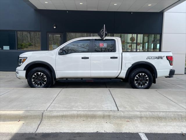 2024 Nissan Titan Crew Cab PRO-4X 4x4