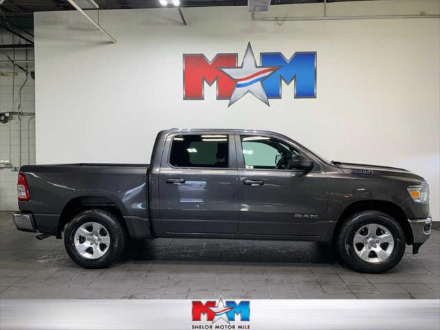 2022 RAM 1500 Big Horn Crew Cab 4x4 57 Box
