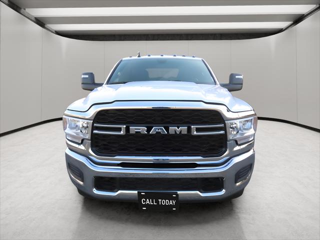 2024 RAM 2500 Tradesman Crew Cab 4x4 8 Box