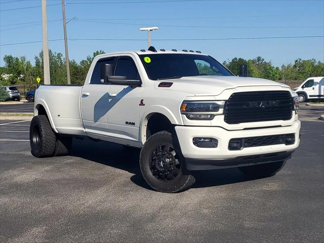 2020 RAM 3500 Laramie Crew Cab 4x4 8 Box