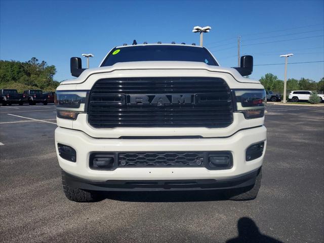 2020 RAM 3500 Laramie Crew Cab 4x4 8 Box