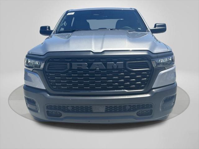 2025 RAM Ram 1500 RAM 1500 TRADESMAN QUAD CAB 4X2 64 BOX