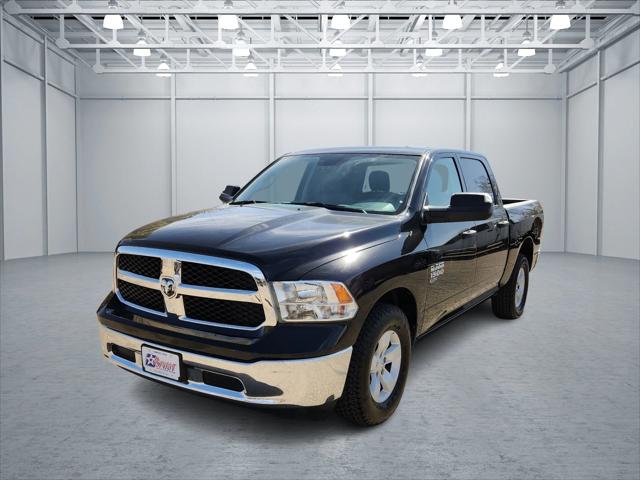 2022 RAM 1500 Classic SLT Crew Cab 4x2 57 Box