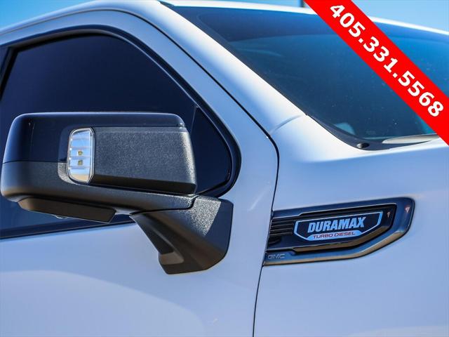 2024 GMC Sierra 1500 4WD Crew Cab Short Box AT4