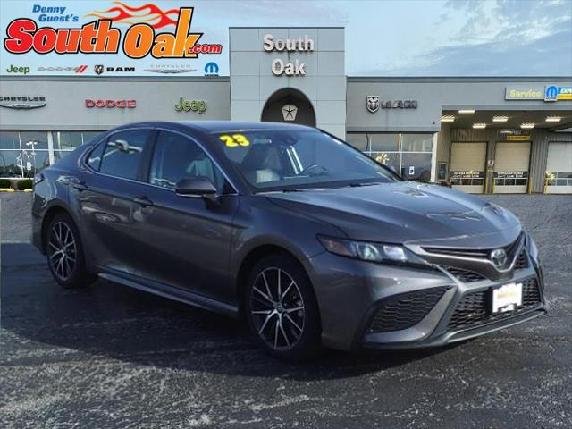2023 Toyota Camry SE Nightshade Edition