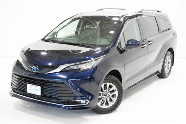 2022 Toyota Sienna XLE