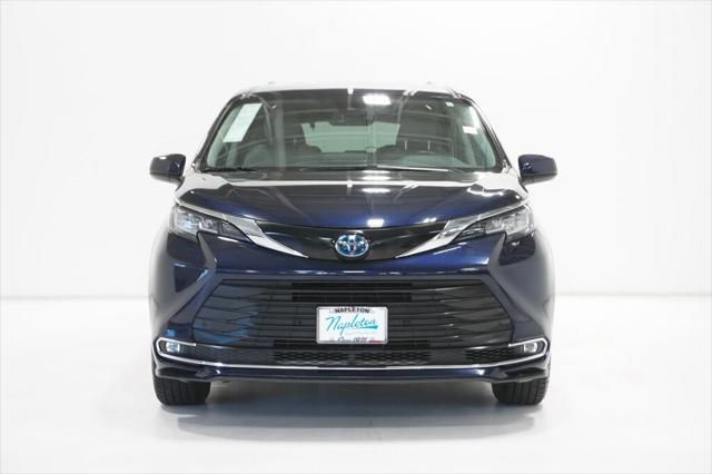 2022 Toyota Sienna XLE